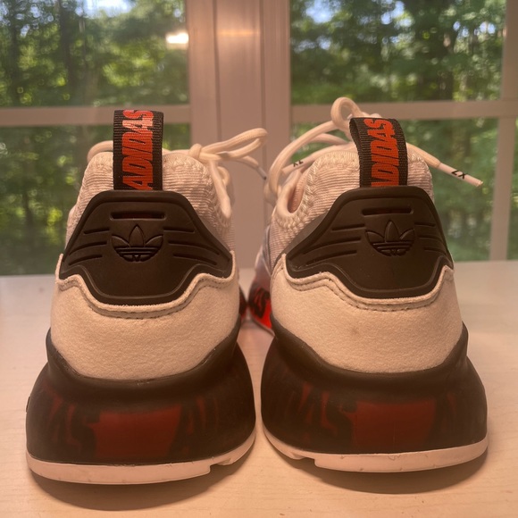 Adidas ZX 2K Boost “BOLD LOGO GRAPHIC” Neon Orange Silver White and Black (Sz 7) - Picture 9 of 9